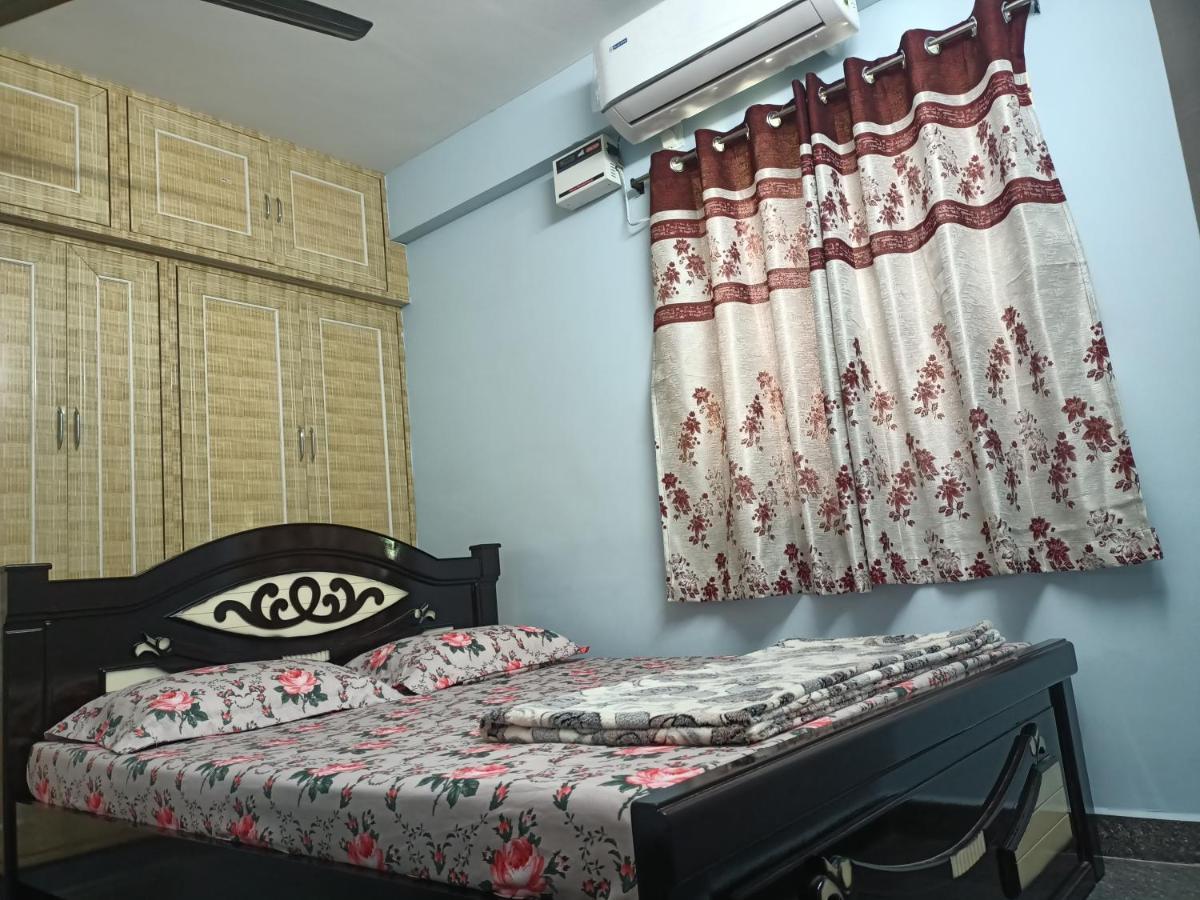 Advik Homestays Tirupati Exteriör bild